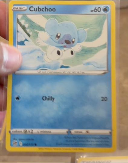 2022 Pokémon Sword & Shield Brilliant Stars #42 Cubchoo — front