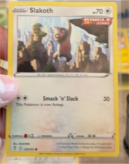 2021 Pokémon SWSH07: Evolving Skies #129 Slakoth — front