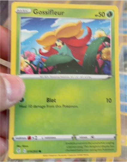 2021 Pokémon SWSH07: Evolving Skies #15 Gossifleur — front