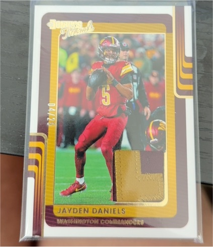2025 Panini Donruss Threads #DTH-JDS Jayden Daniels — front