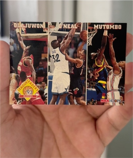 1993-94 SkyBox NBA Hoops #290 Hakeem Olajuwon / Shaquille O'Neal / Dikembe Mutombo League Leaders Blocks — front