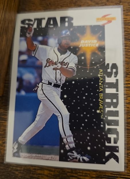 1996 Score #385 David Justice — front