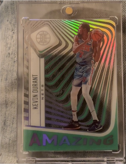 2020-21 Panini Illusions Amazing Emerald #5 Kevin Durant — front