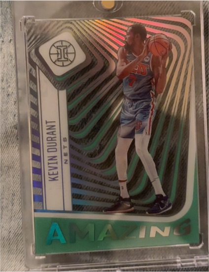 2020-21 Panini Illusions Amazing #5 Kevin Durant — front