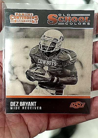 2016 Panini Contenders Draft Picks #10 Dez Bryant Old School Colors — front