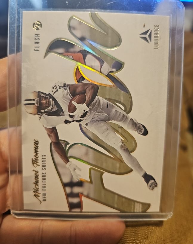 2021 Panini Luminance Flash #F-11 Michael Thomas — front