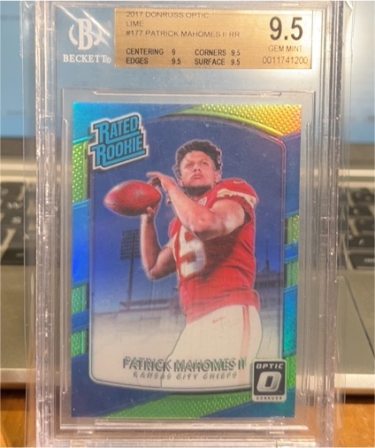 2017 Donruss Optic #177 Patrick Mahomes II Lime Rated Rookie — front