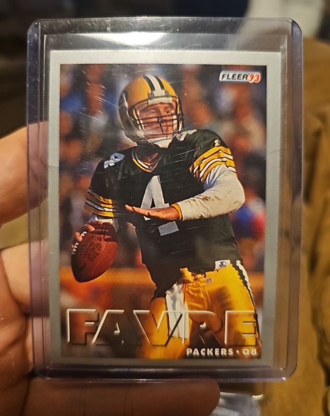 1993 Fleer #103 Brett Favre — front