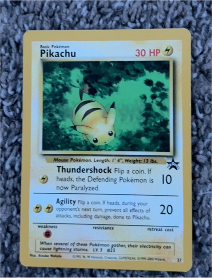 2000 Pokemon Black Star Promo #27 Pikachu — front