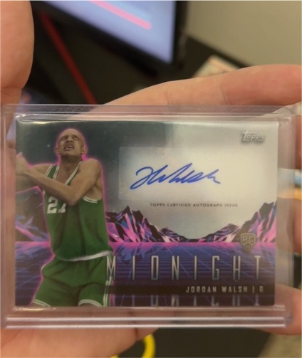 2023-24 Topps Midnight Horizon Signatures #RHS-JW Jordan Walsh — front
