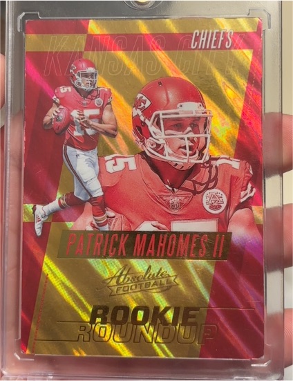 2017 Panini Absolute #20 Patrick Mahomes II Rookie Roundup — front