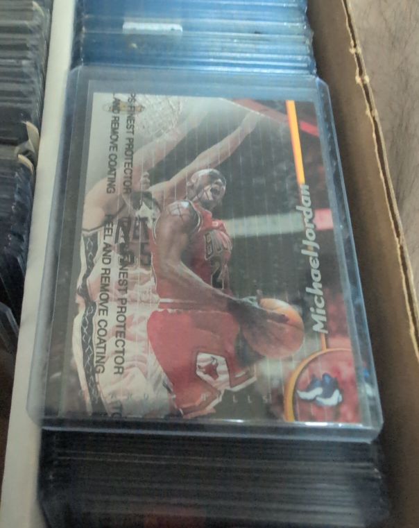 1998-99 Topps Finest #81 Michael Jordan — front