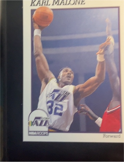 1991-92 Hoops #211 Karl Malone — front