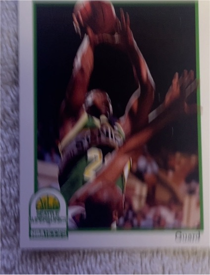 1991 Hoops #204 Sedale Threatt — front