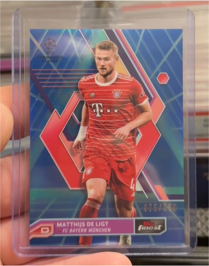 2022-23 Topps Finest UEFA #56 Matthijs de Ligt FC Bayern München — front