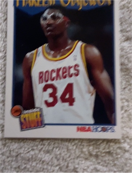 1991-92 Hoops #304 Hakeem Olajuwon — front