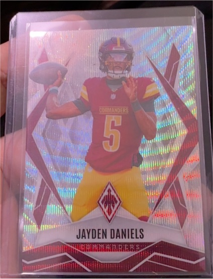 2025 Panini Phoenix #8 Jayden Daniels — front