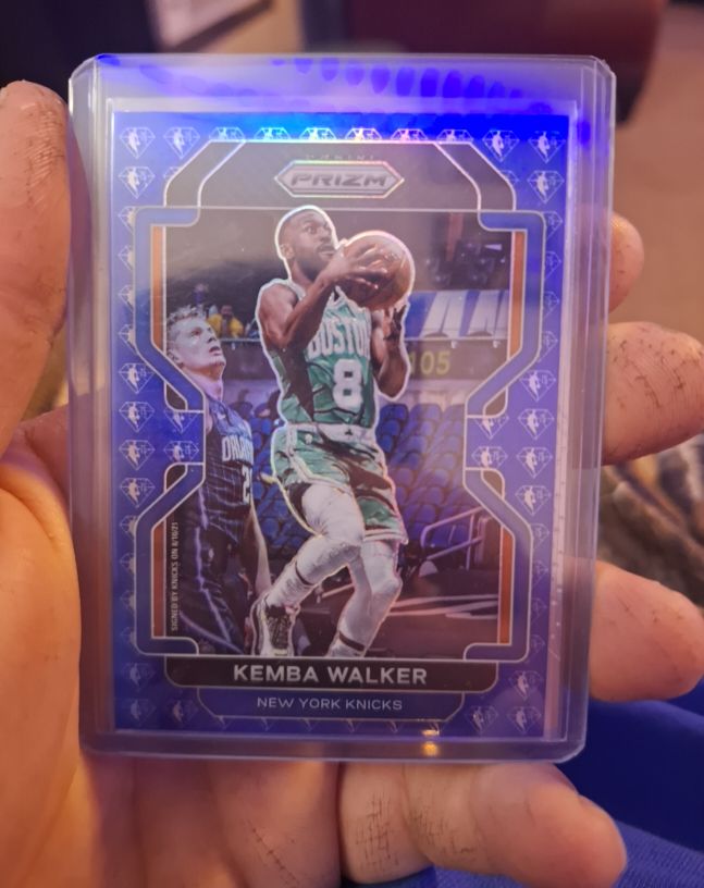 2021-22 Panini Prizm #122 Kemba Walker — front