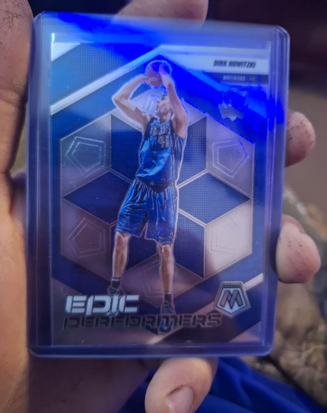2024-25 Panini Mosaic #18 Dirk Nowitzki Epic Performers — front