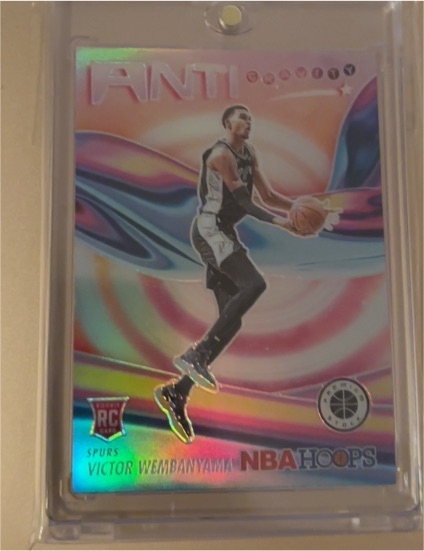 2023-24 Panini NBA Hoops Premium Stock Anti-Gravity #5 Victor Wembanyama — front