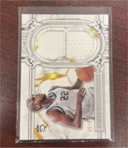 2023-24 Topps Royalty #RR-KMI Khris Middleton Regalia Relics — front