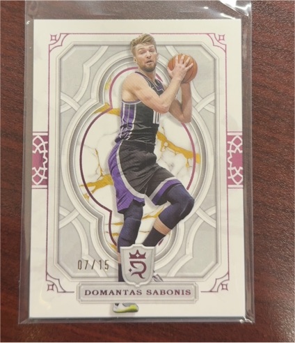 2023-24 Topps Royalty #72 Domantas Sabonis — front
