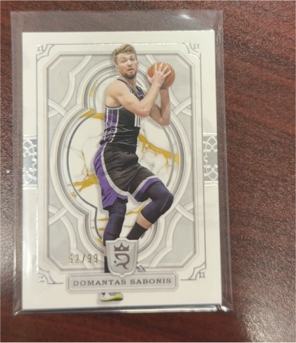 2023-24 Topps Royalty #72 Domantas Sabonis — front