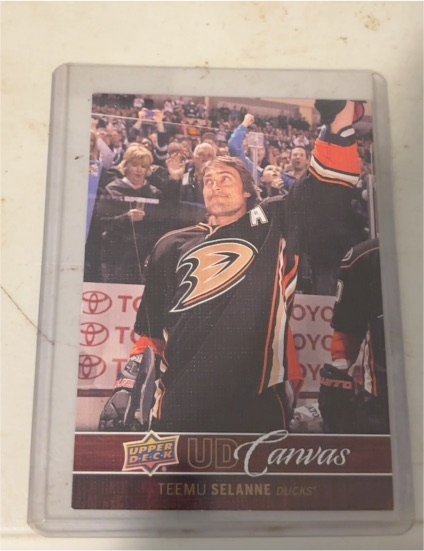 2012-13 Upper Deck UD Canvas #C16 Teemu Selanne — front