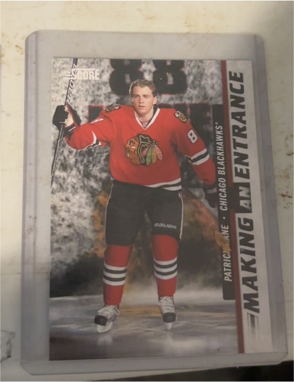 2011-12 Score #6 Patrick Kane Making an Entrance — front