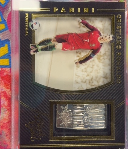 2016 Panini Black Gold Cristiano Ronaldo Man of the Match Medallions #MM-CR7 — front