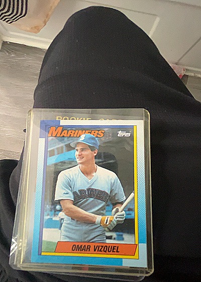 1990 Topps #698 Omar Vizquel — front