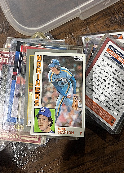 1984 Topps #694 Mike Stanton — front
