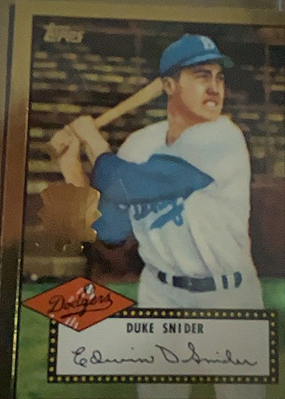 1952 Topps #37 Duke Snider — front