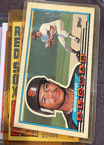 1989 Topps Big #102 Roberto Alomar — front