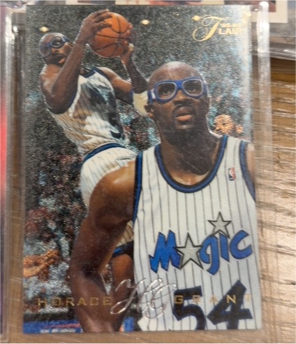 1995-96 Fleer Flair #95 Horace Grant — front
