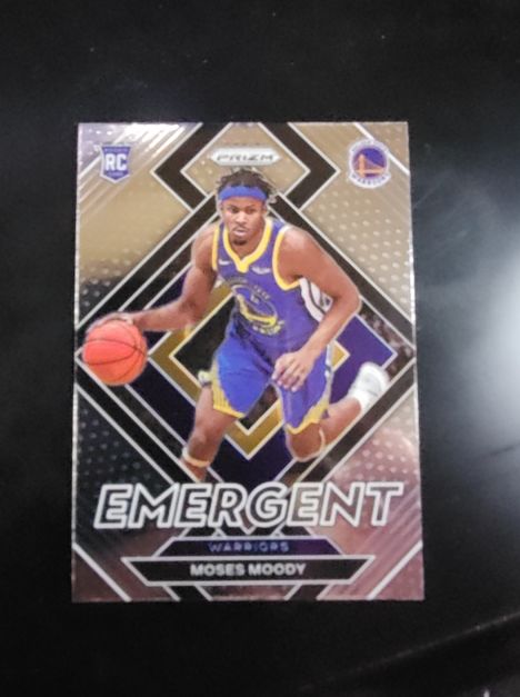 2021-22 Panini Prizm #16 Moses Moody Emergent — front