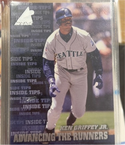1998 Pinnacle Inside #140 Ken Griffey Jr. Advancing The Runners — front