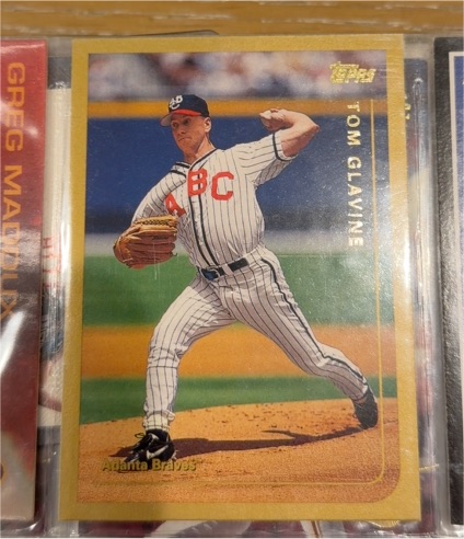 1999 Topps #243 Tom Glavine — front