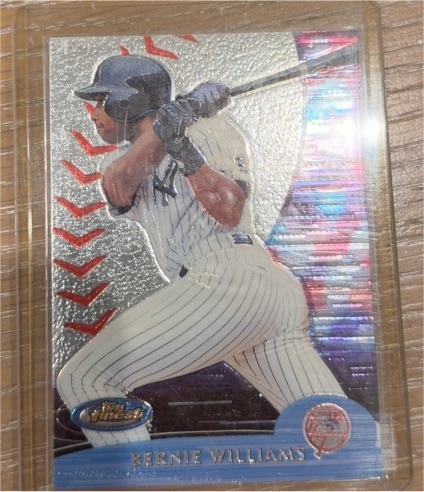 2000 Topps Finest #30 Bernie Williams — front