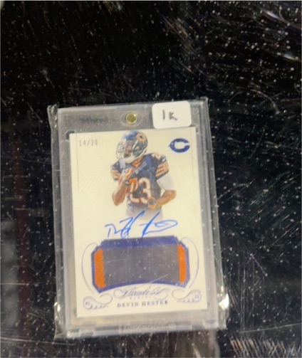 2015 Panini Flawless Blue On Card Autograph Jersey #14 Devin Hester — front