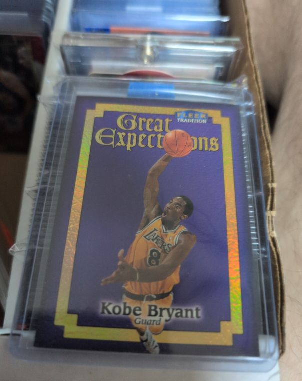 1998 Fleer Tradition Great Expectations #8GE Kobe Bryant — front