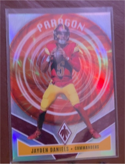 2025 Panini Phoenix Paragon #1 Jayden Daniels — front