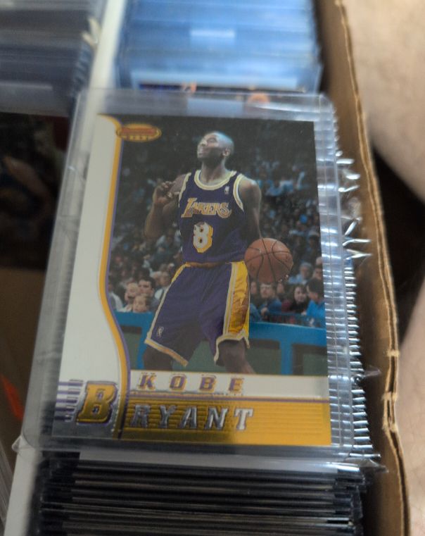 1996 Bowman's Best #R23 Kobe Bryant — front
