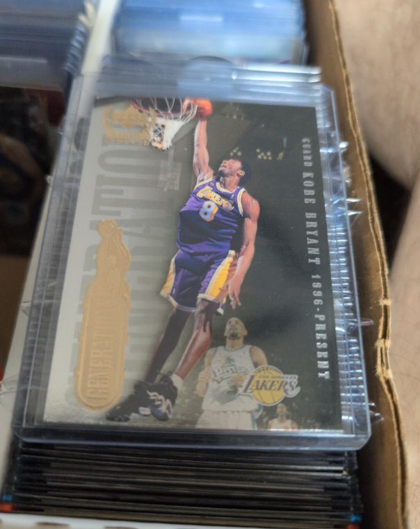 1998 UD Century Legends Generations #G2 Kobe Bryant — front