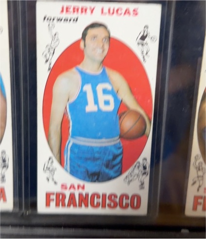 1969-70 Topps #45 Jerry Lucas — front