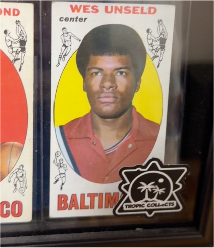 1969-70 Topps #56 Wes Unseld — front