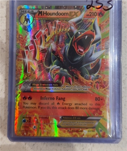 2015 Pokémon XY Breakthrough #22/162 Mega Houndoom EX — front