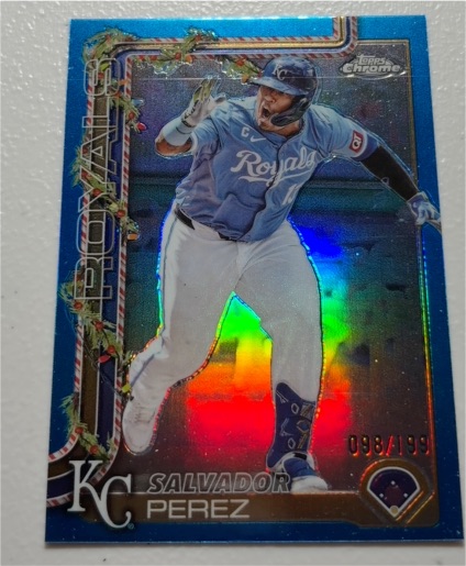 2025 Topps Holiday #H116 Salvador Perez — front