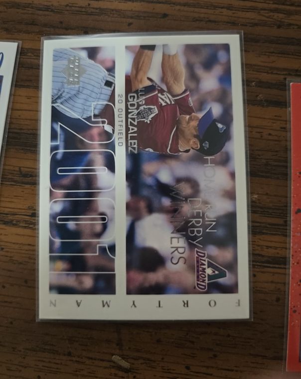 2001 Upper Deck 40-Man #20 Luis Gonzalez — front