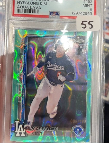 2025 Topps Chrome #152 Hyeseong Kim — front